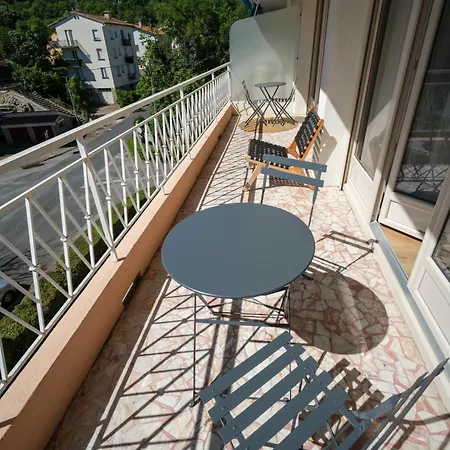 Les Cimes En Vue, 3 Etoiles - Le Palais *